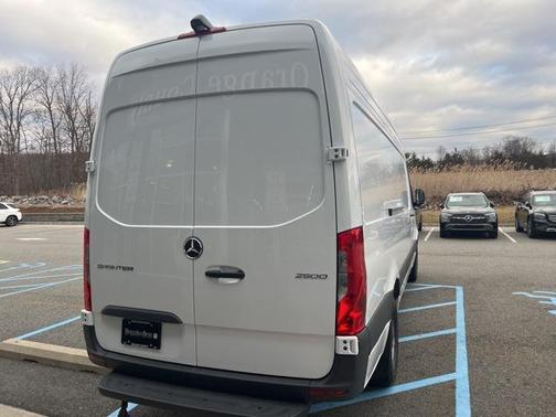 2025 Mercedes-Benz Sprinter 2500 High Roof
