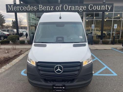 2025 Mercedes-Benz Sprinter 2500 High Roof