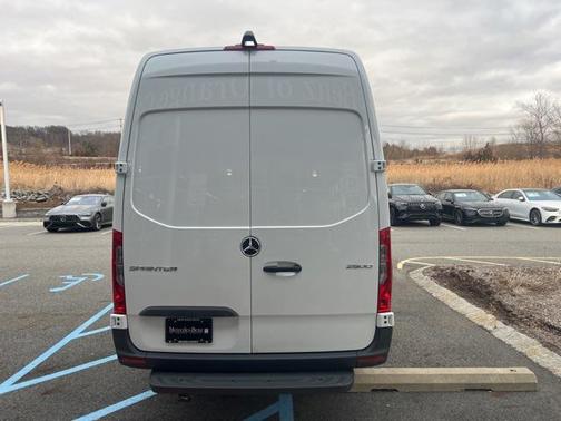 2025 Mercedes-Benz Sprinter 2500 High Roof