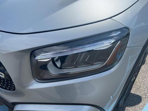 2025 Mercedes-Benz GLB 250 4MATIC