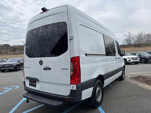2024 Mercedes-Benz Sprinter 2500 Standard Roof