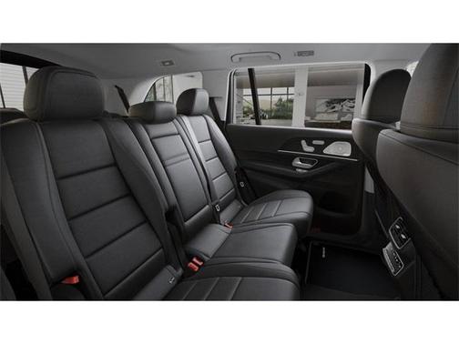 2026 Mercedes-Benz GLS 450 4MATIC