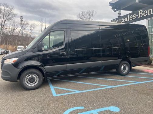 2025 Mercedes-Benz Sprinter 2500 High Roof