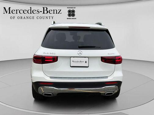 Polar White 2026 Mercedes-Benz GLB 250 4MATIC