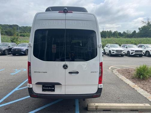 2025 Mercedes-Benz Sprinter 2500 High Roof