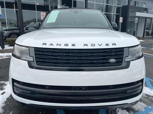 2024 Land Rover Range Rover P530 SE