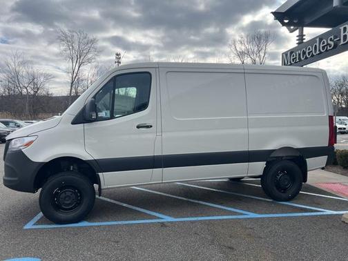 2025 Mercedes-Benz Sprinter 2500 Standard Roof