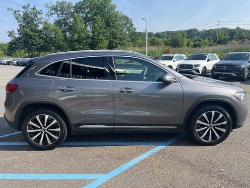 2021 Mercedes-Benz GLA 250 Base 4MATIC