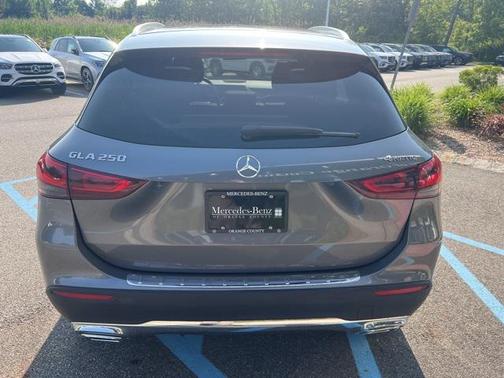 2021 Mercedes-Benz GLA 250 Base 4MATIC