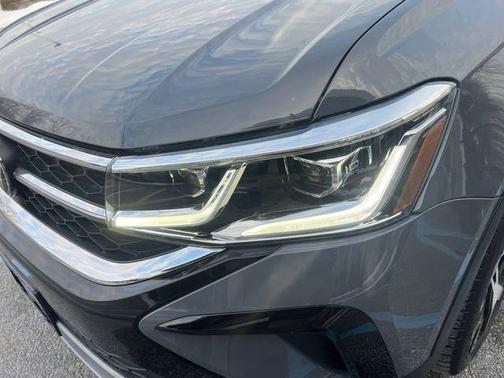 2023 Volkswagen Taos 1.5T SEL