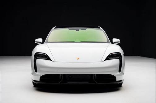 2022 Porsche Taycan Turbo S