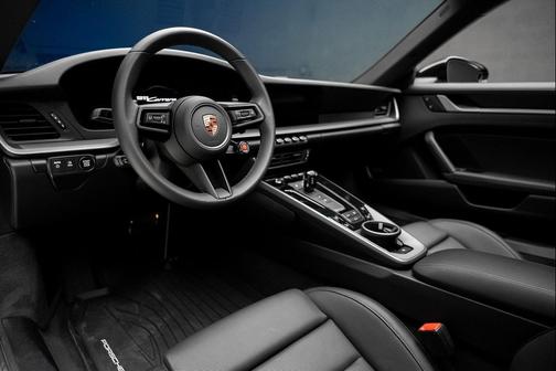 2025 Porsche 911 Carrera