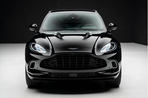 2021 Aston Martin DBX Base