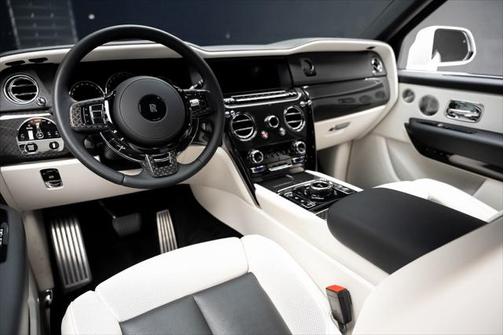 2021 Rolls-Royce Cullinan Black Badge
