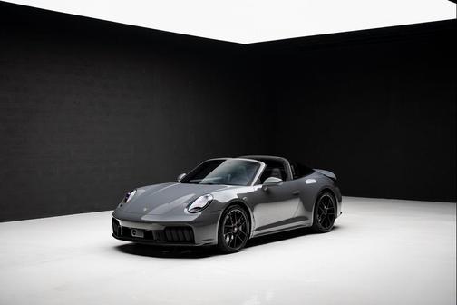 2025 Porsche 911 Targa 4 GTS