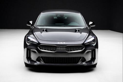 2023 Kia Stinger GT-Line
