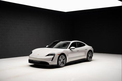 2023 Porsche Taycan 