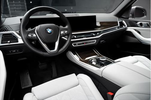 2025 BMW X5 sDrive40i