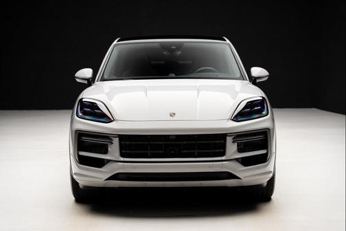 2025 Porsche Cayenne Turbo