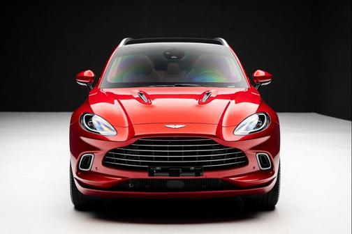 2022 Aston Martin DBX Base