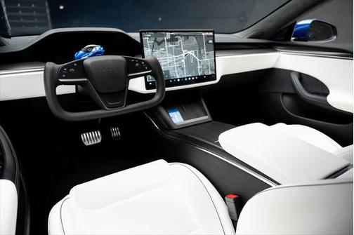 2021 Tesla Model S Plaid