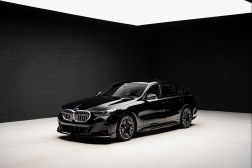 2024 BMW i5 eDrive40