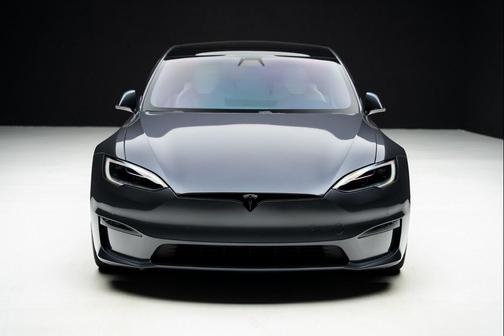 2022 Tesla Model S Plaid