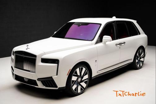 2025 Rolls-Royce Cullinan Base