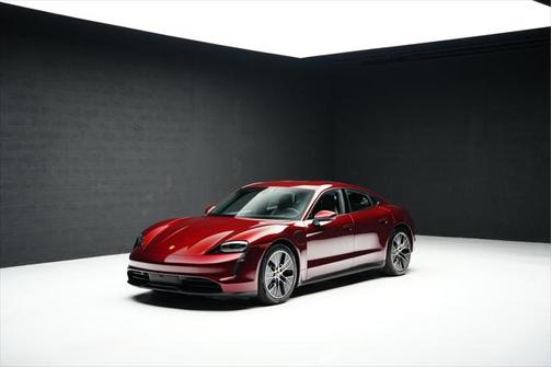 2022 Porsche Taycan Base