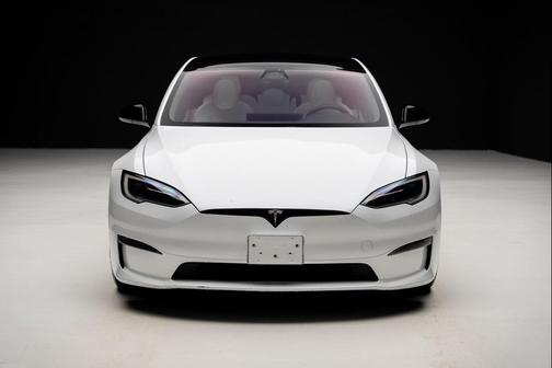 2023 Tesla Model S Plaid