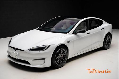 2023 Tesla Model S Plaid
