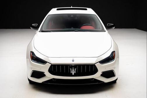 2022 Maserati Ghibli Modena
