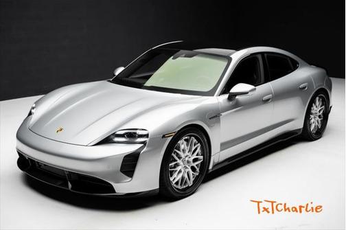 2020 Porsche Taycan Turbo