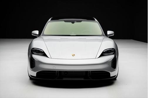 2020 Porsche Taycan Turbo