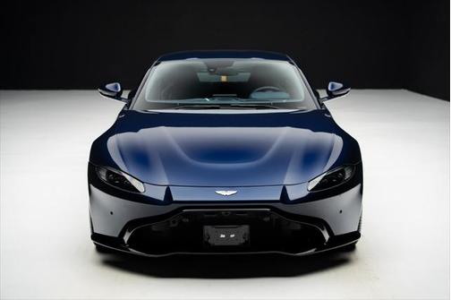 2020 Aston Martin Vantage Base