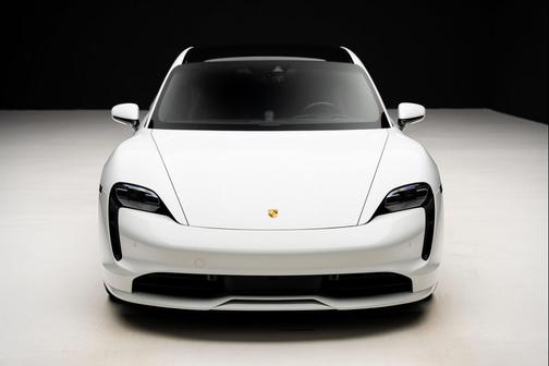2022 Porsche Taycan 