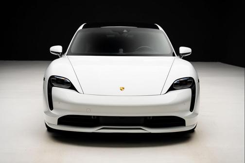 2022 Porsche Taycan 