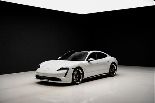 2022 Porsche Taycan 