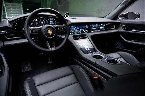 2024 Porsche Taycan Turbo S