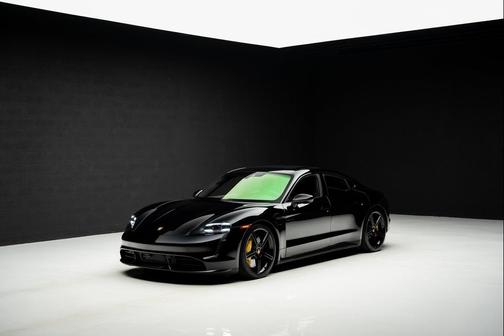 2024 Porsche Taycan Turbo S