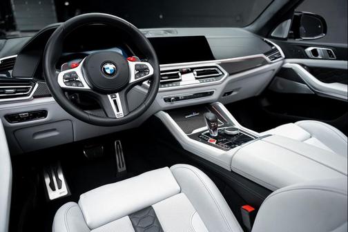 2022 BMW X5 M Base