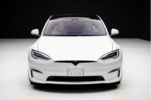 2022 Tesla Model S Plaid