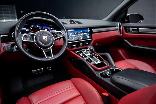 2023 Porsche Cayenne S