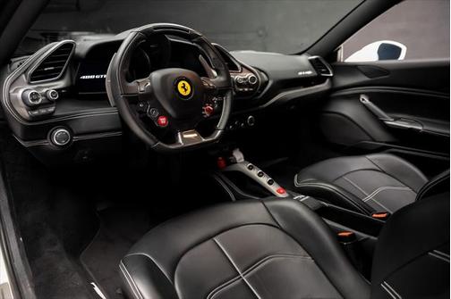 2019 Ferrari 488 GTB Base