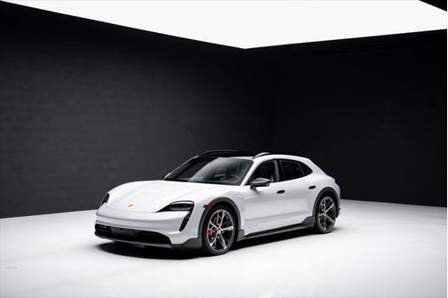 2022 Porsche Taycan Cross Turismo 4S