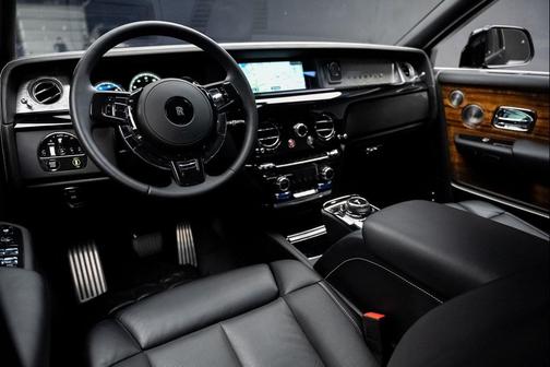 2020 Rolls-Royce Phantom Base