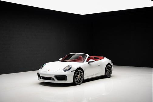 2021 Porsche 911 Carrera