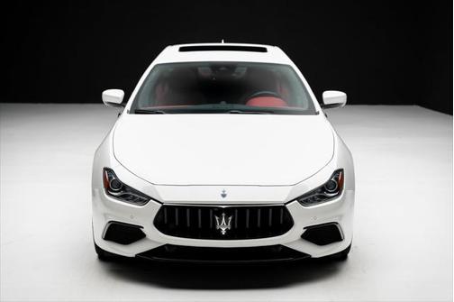 2022 Maserati Ghibli Modena