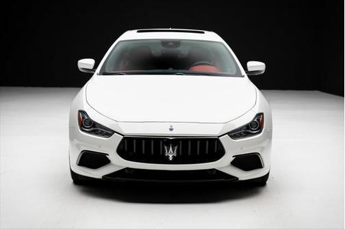 2022 Maserati Ghibli Modena