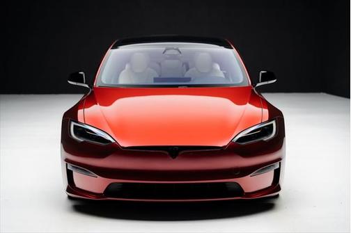 2023 Tesla Model S Plaid